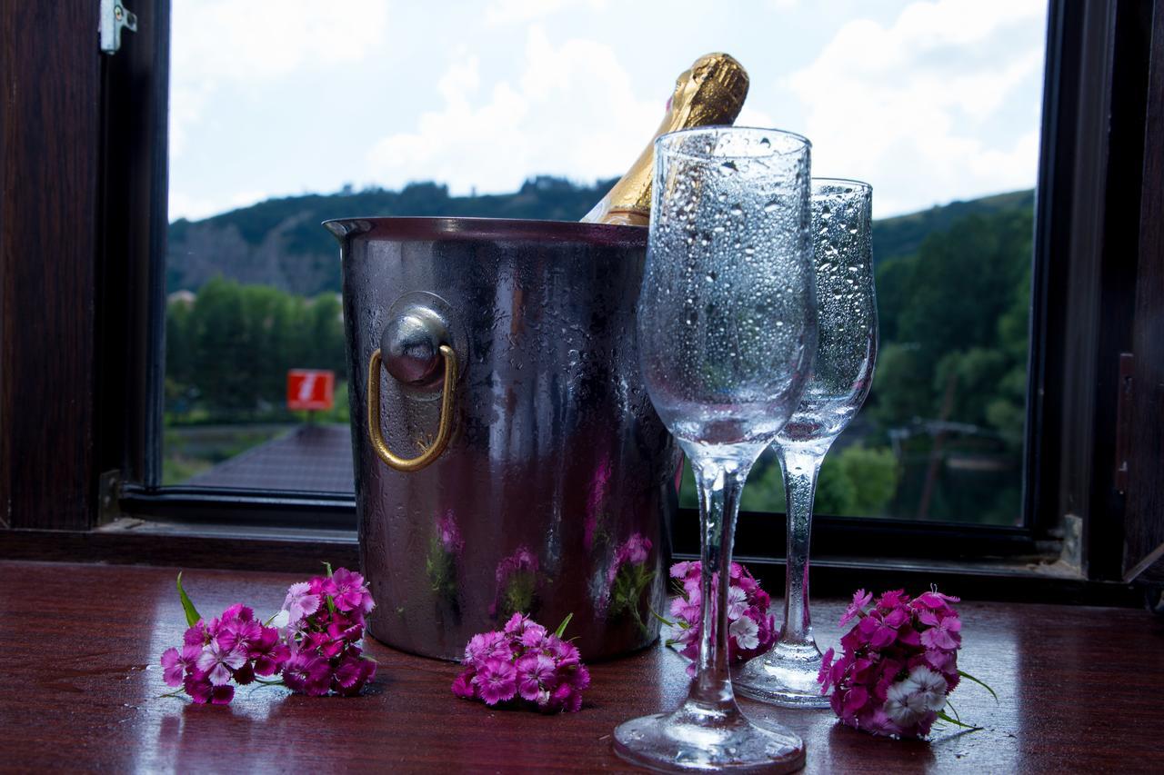 Jermuk Verona Resort エクステリア 写真