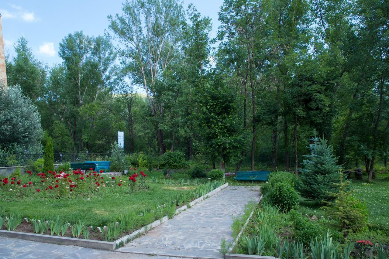 Jermuk Verona Resort エクステリア 写真